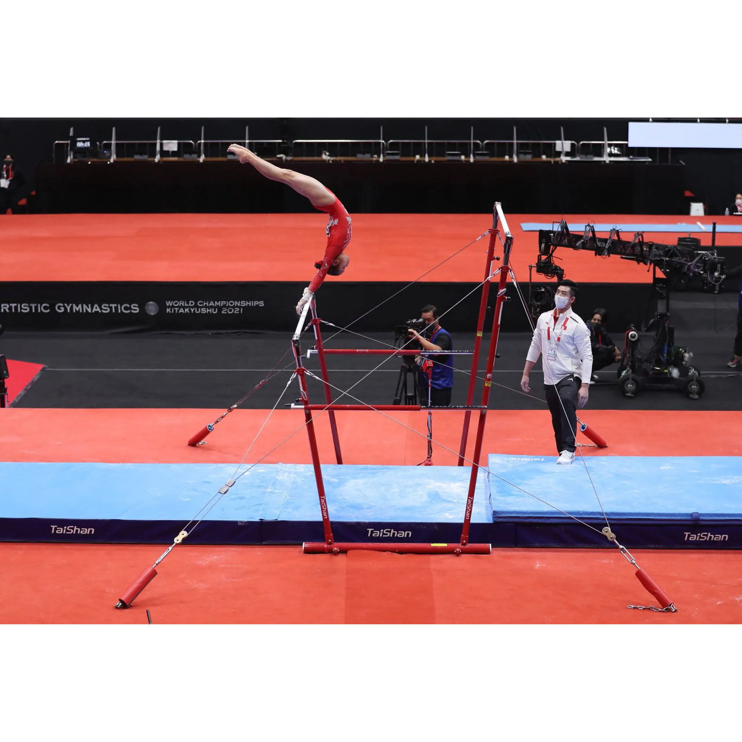Taishan Competition Uneven Bar